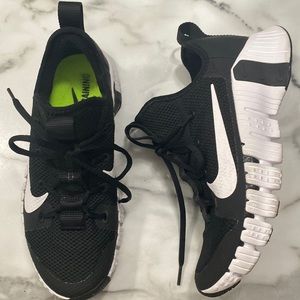 NIKE Metcon Women Training Sneakers